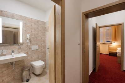 Six-bed room
 Standard Plus