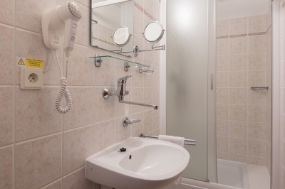 Vierbettzimmer
 Standard