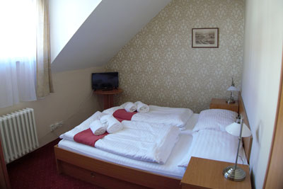 Double Room Standard Economy